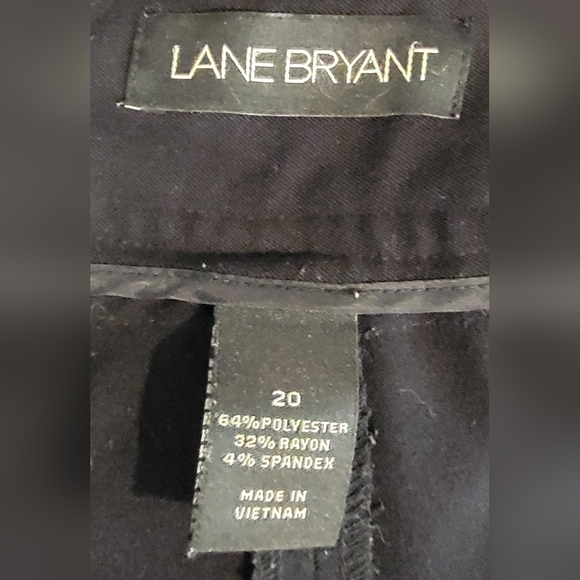 Lane Bryant cuffed black dressy capri pants (20) - Picture 3 of 7